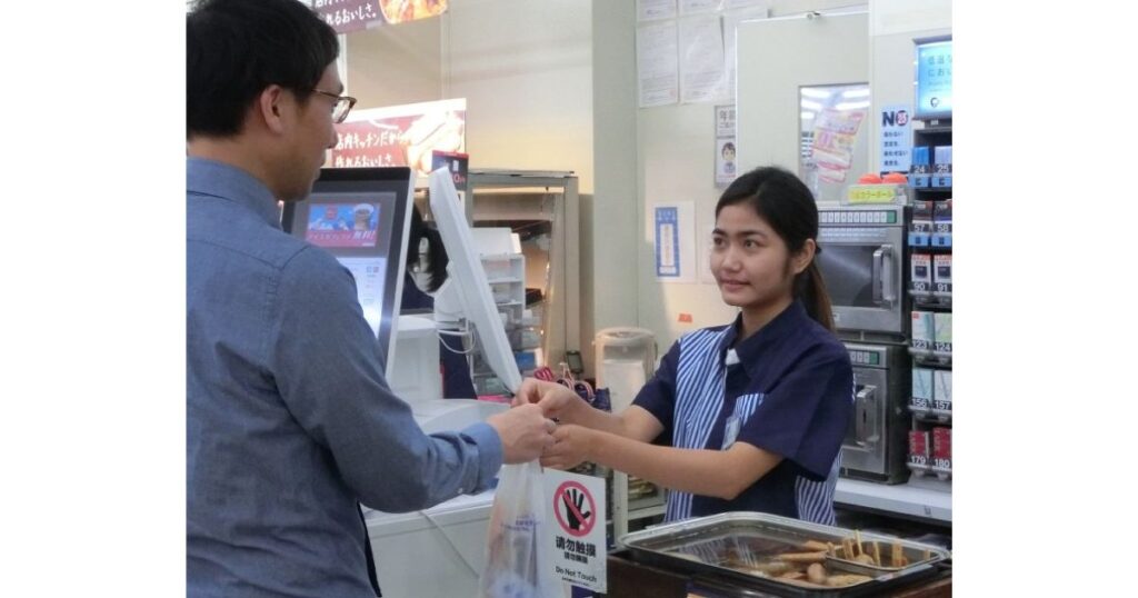 コンビニの外国人労働者
