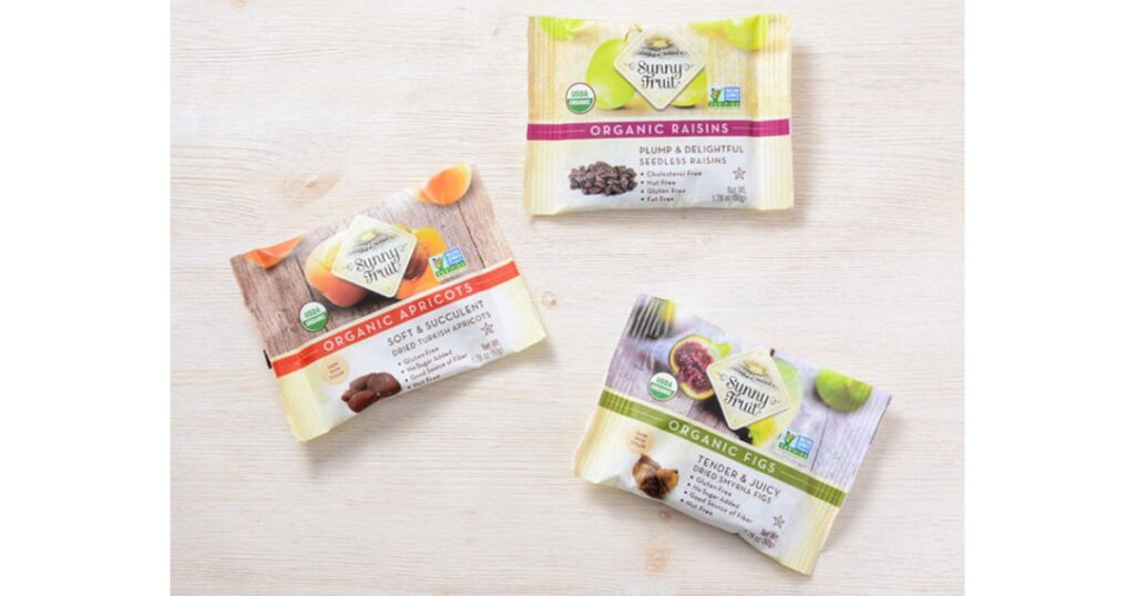 サニーフルーツ（Sunny Fruit）のオーガニックドライフルーツ3種類（レーズン、アプリコット、いちじく）のパッケージ写真
