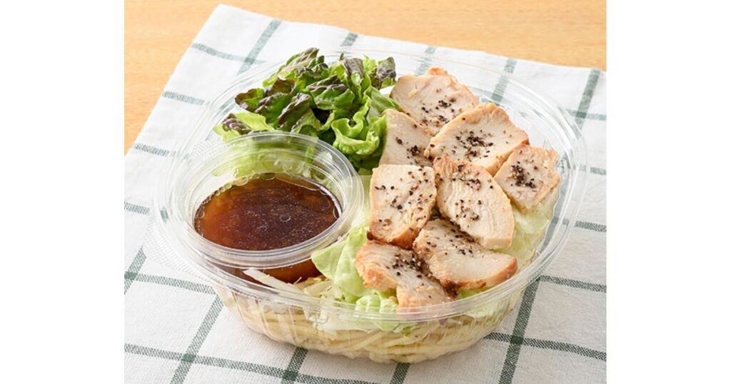 ローソンの「振っておいしいパスタサラダ」シリーズ（豚しゃぶ、海老明太子、ビビンパ風など）のラインナップを紹介する画像