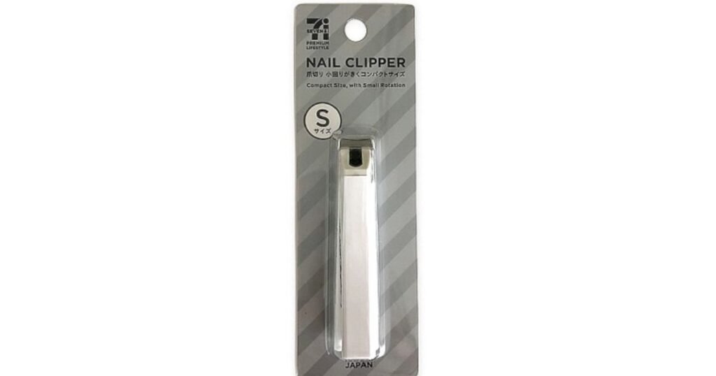 セブンプレミアム ライフスタイルの「NAIL CLIPPER（爪切り）」のパッケージ商品写真。